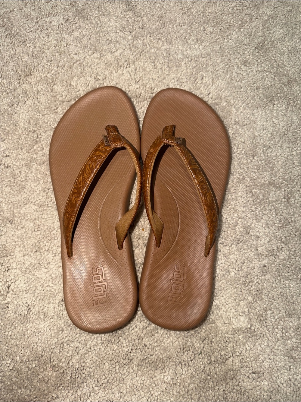 NWOT Flojos Brown Women's Flip Flops